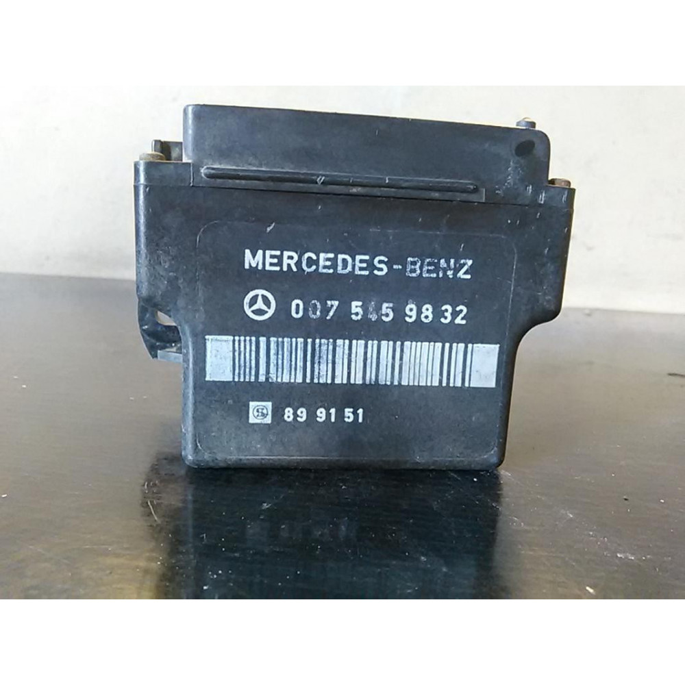 Caja precalentamiento Mercedes Benz Sprinter 2-t Furgón (901, 902) 210 D (102 c