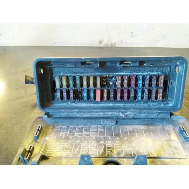 Caja de reles / fusibles Volvo 460 L (464) (1988-1996) 1.7 (90 cv)