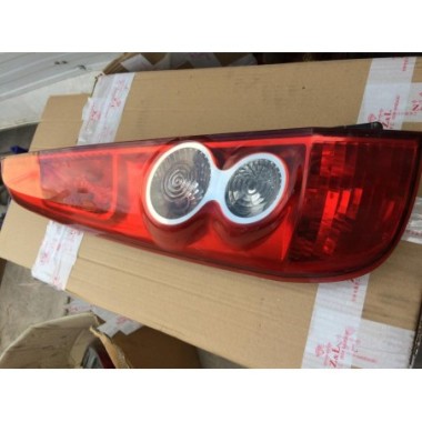 Piloto trasero izquierdo Ford Fiesta VII (2008-2013) 1.6 TDCi (75 cv)