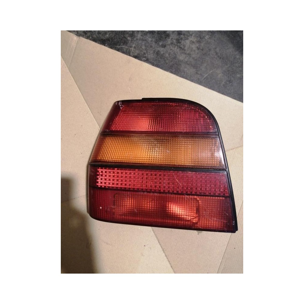 Piloto trasero izquierdo Volkswagen Polo III (6N/6KV) (1994-2000) 1.4 (60 cv)