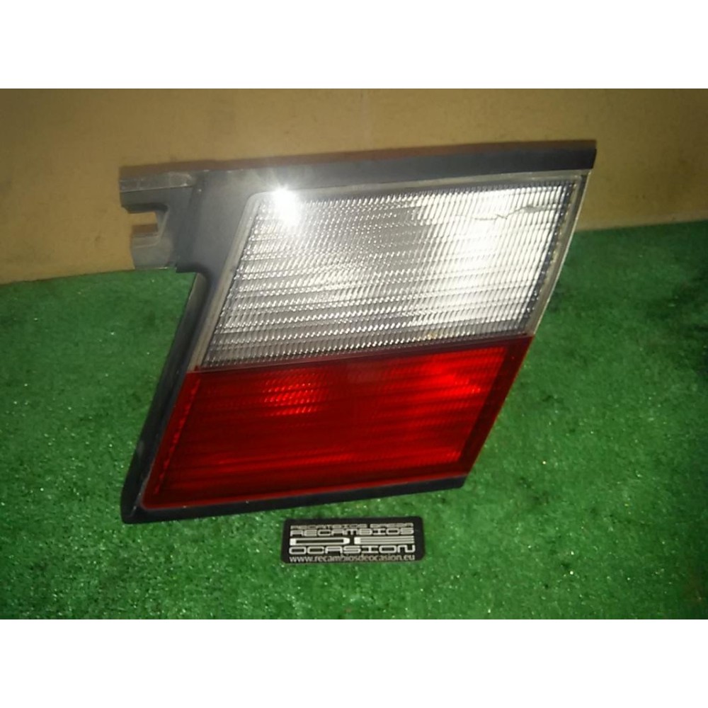 Piloto trasero izquierdo Nissan Primera (P11) (1995-2002) 1.6 16V (99 cv)