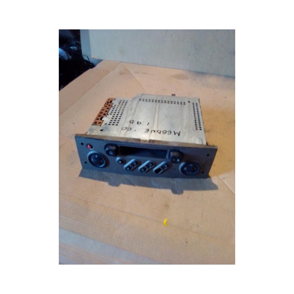 Sistema audio / Radio CD Renault Megane I (Fase II, 1999) 1.9 D RXE (98 cv)