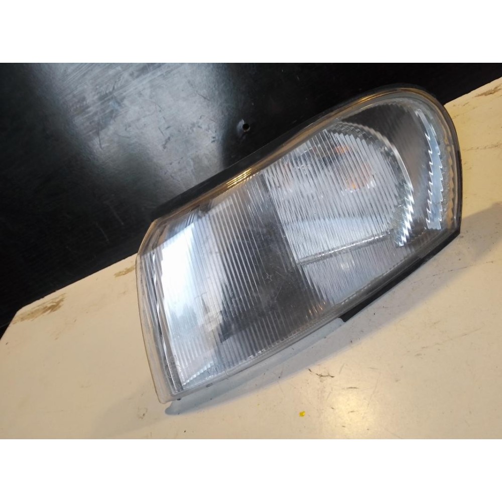 Piloto delantero izquierdo Opel Vectra B CC (Versión 1999) 2.0 DTI 16V (101 cv)