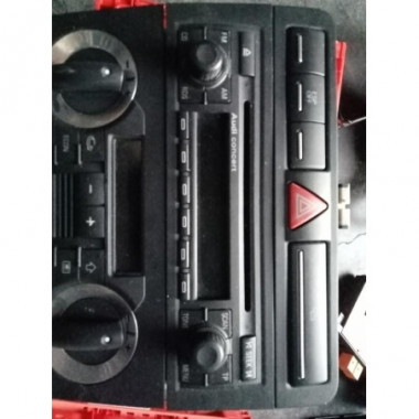 Sistema audio / Radio CD Audi A3 Sportback (8PA) (2004-2013) 1.9 TDI (105 cv)