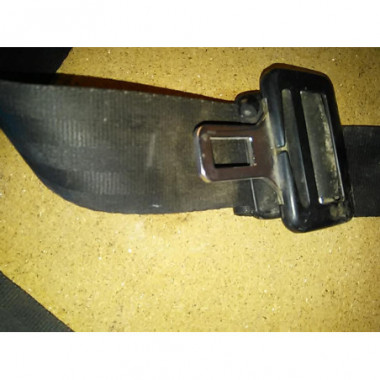 Cinturon seguridad trasero central Volkswagen Passat (B3, B4) 1.8 (75 cv)